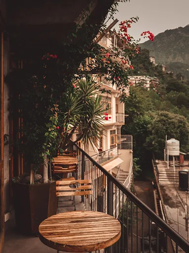 Illiterati Books & Coffee